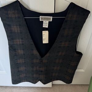 re:source Men's Vest in Black with Brown Plaid